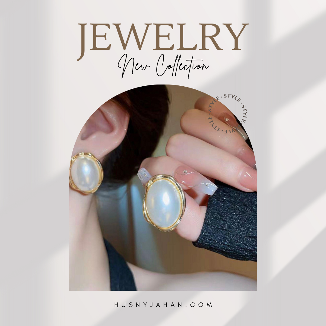 Oval Pearl Studs
